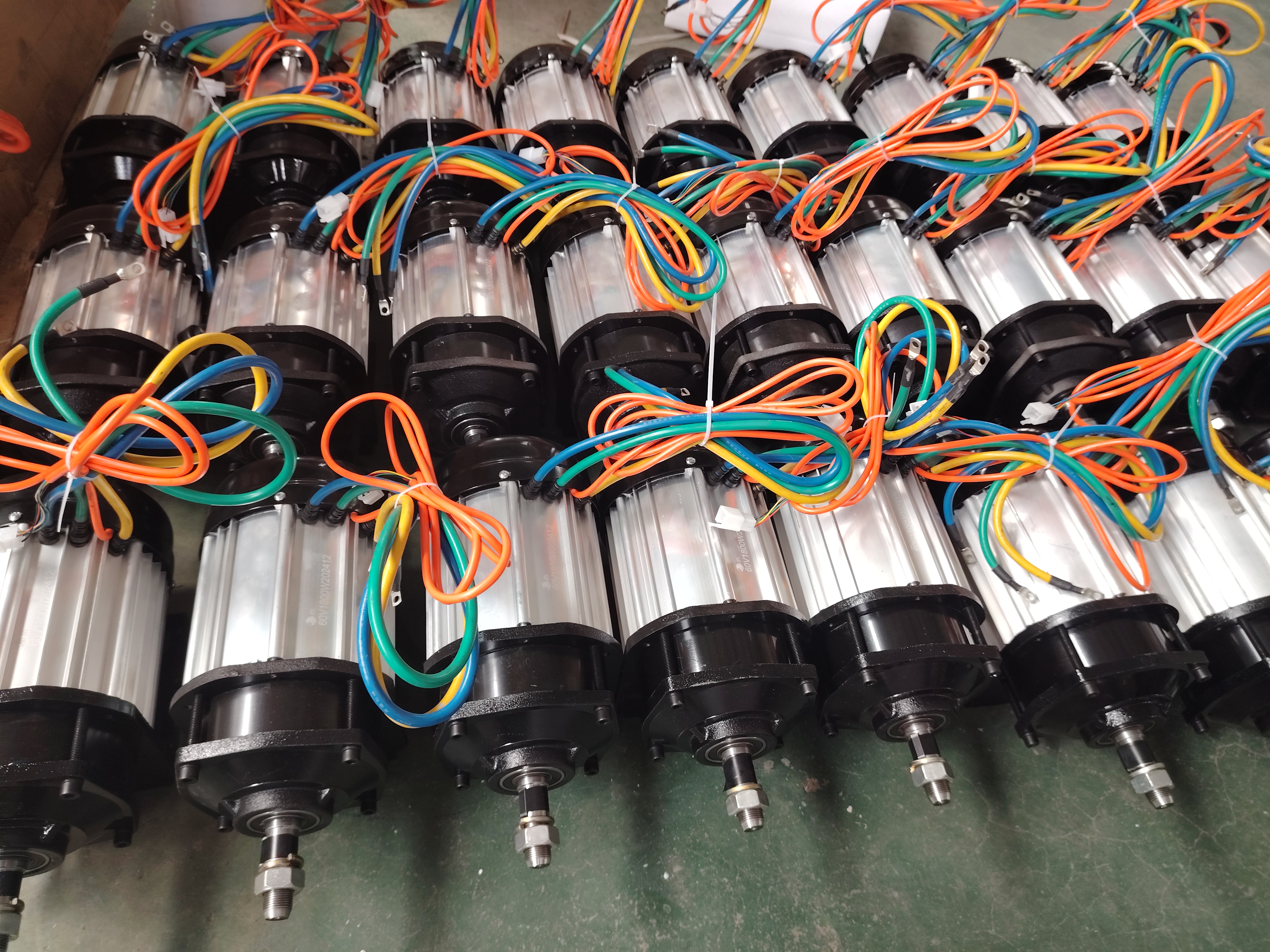 High Power Geared Motor for Electric Tricycle & Tracked Vehicle-Jining Huanzhongyu Machinery and Electronic Co., Ltd